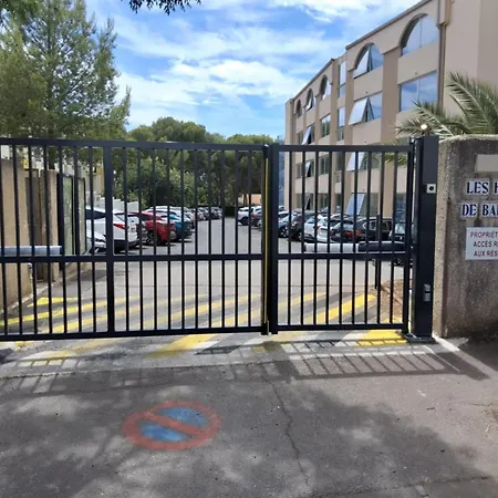 Avec Climatisation, Piscine, Pmr Balaruc-les-Bains